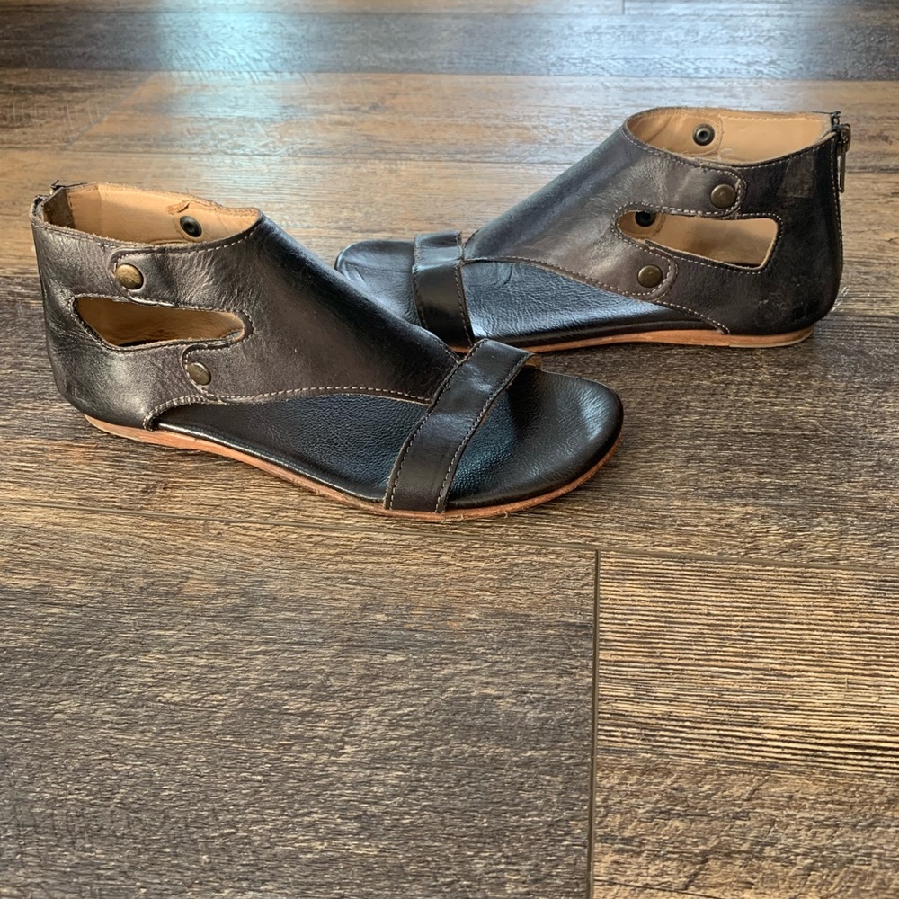 EUC BedStu sandals